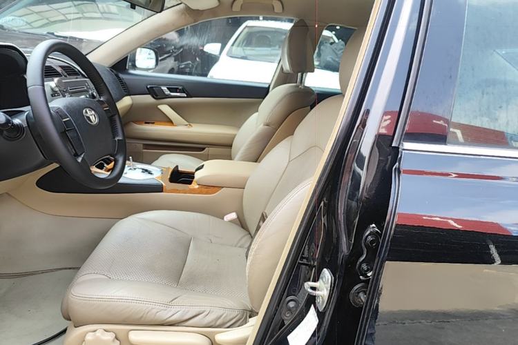 Used Toyota Reiz 2006 2.5S Special Edition Left Front Seat