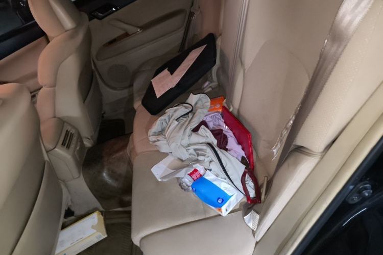 Used Toyota Reiz 2006 2.5S Left Rear Seat