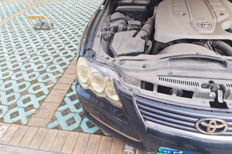 Used Toyota Reiz 2006 2.5V Right Front Headlight