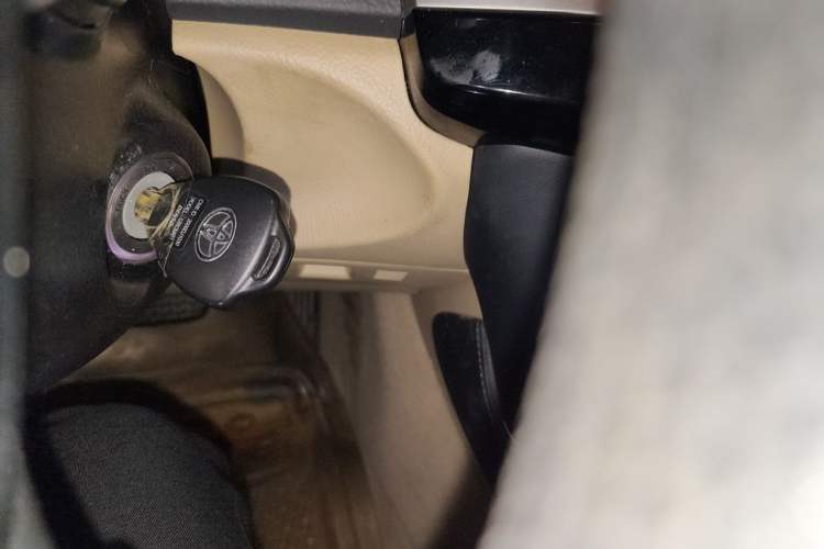 Used Toyota Reiz 2006 2.5S Vehicle Key