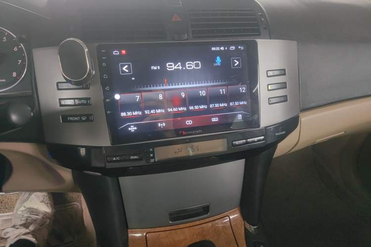 Used Toyota Reiz 2006 2.5V Audio And AC Panel