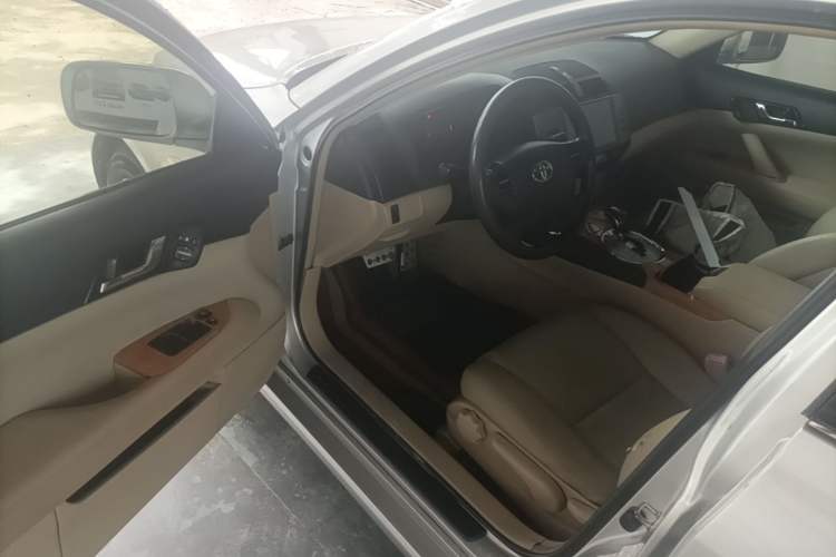 Used Toyota Reiz 2006 2.5S Special Edition Driver Seat