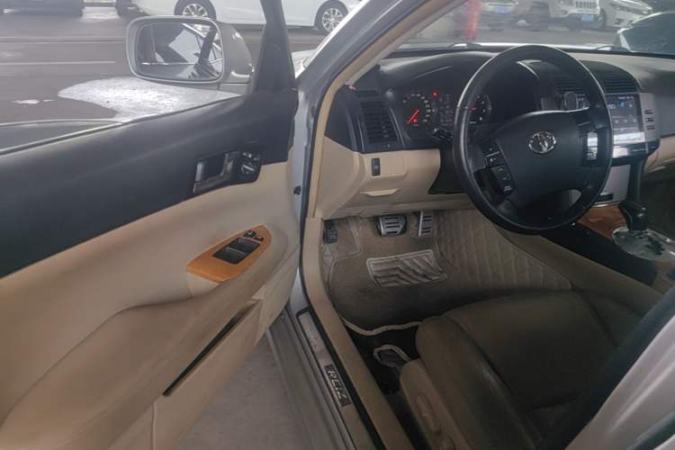 Used Toyota Reiz 2006 2.5V Driver Seat