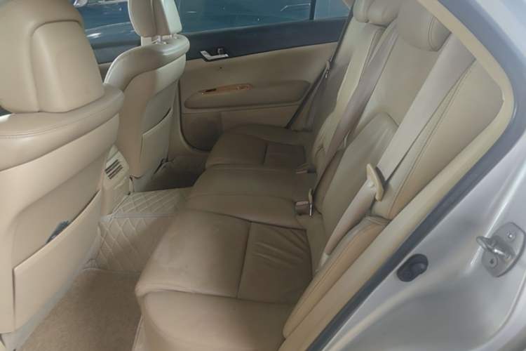 Used Toyota Reiz 2006 2.5V Left Rear Seat