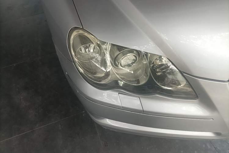 Used Toyota Reiz 2006 2.5S Special Edition Right Front Headlight