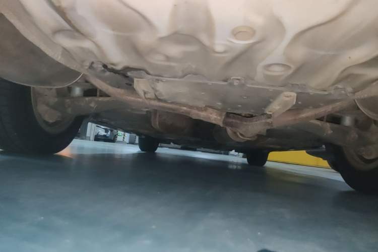 Used Toyota Reiz 2006 2.5V Chassis Rear