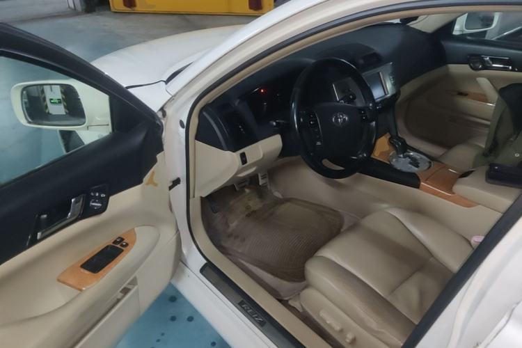 Used Toyota Reiz 2006 2.5V Driver Seat