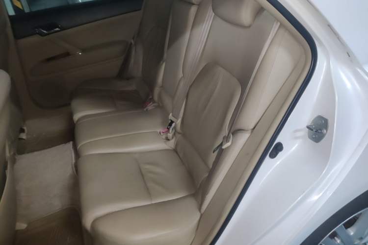 Used Toyota Reiz 2006 2.5V Left Rear Seat