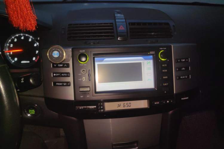 Used Toyota Reiz 2007 2.5V Super Sport Edition Audio And AC Panel