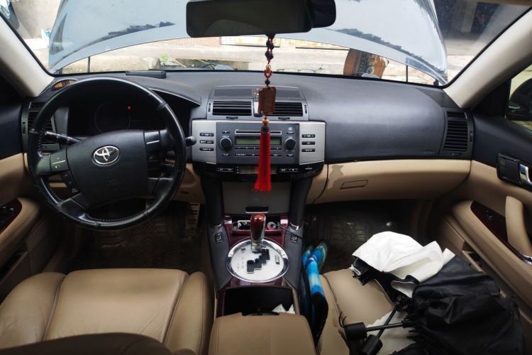 Used Toyota Reiz 2007 2.5S Leather Sunroof Version Center Console