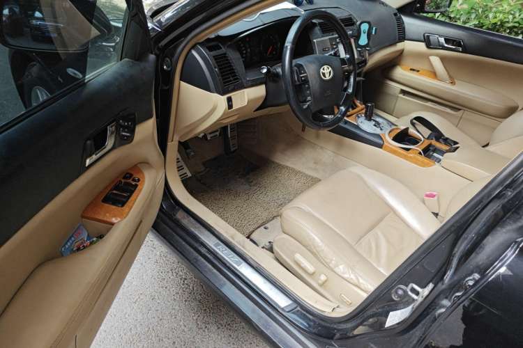 Used Toyota Reiz 2007 2.5S Leather Sunroof Version Driver Seat
