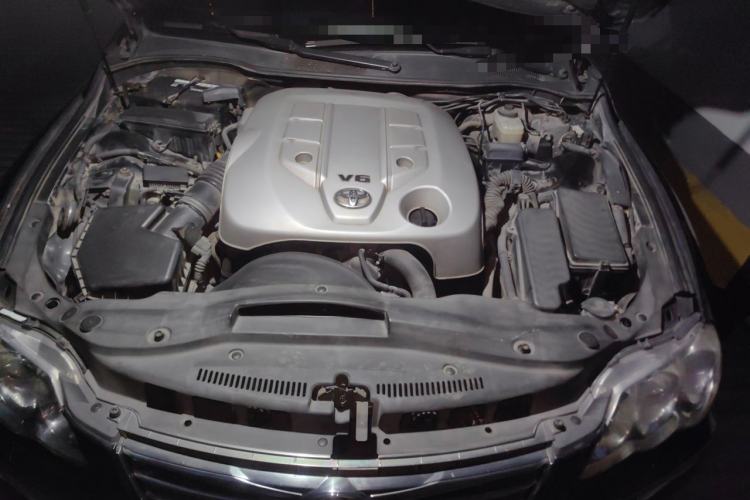 Used Toyota Reiz 2007 2.5V Super Sport Edition Engine Bay