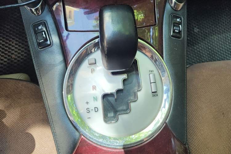 Used Toyota Reiz 2007 2.5S Leather Sunroof Version Gear Lever