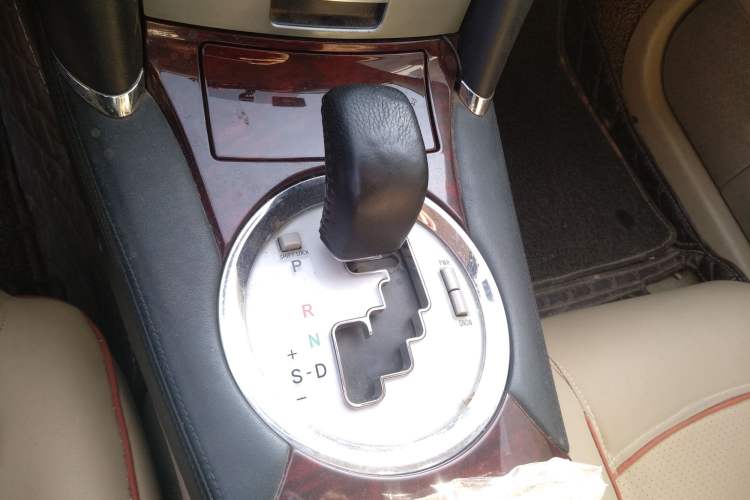 Used Toyota Reiz 2007 2.5S Gear Lever