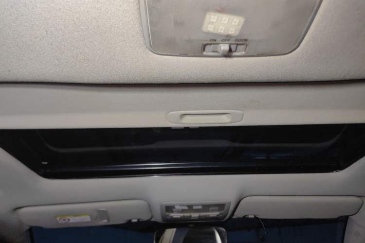 Used Toyota Reiz 2007 2.5V Super Sport Edition Headliner