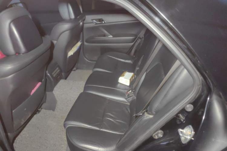 Used Toyota Reiz 2007 2.5V Super Sport Edition Left Rear Seat