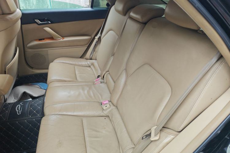Used Toyota Reiz 2007 2.5S with Sunroof Left Rear Seat