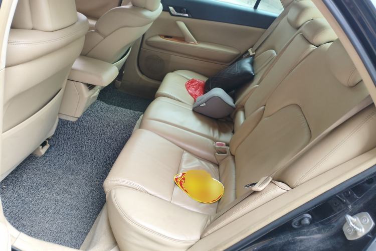 Used Toyota Reiz 2007 2.5S Leather Sunroof Version Left Rear Seat