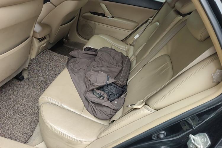 Used Toyota Reiz 2007 2.5S Leather Sunroof Version Left Rear Seat