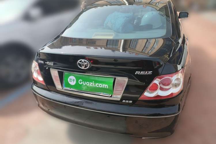 Used Toyota Reiz 2007 2.5S Leather Sunroof Version Rear