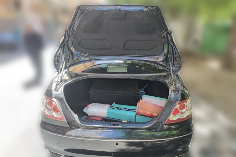 Used Toyota Reiz 2007 2.5S Leather Sunroof Version Trunk