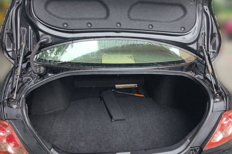 Used Toyota Reiz 2007 2.5S Leather Sunroof Version Trunk