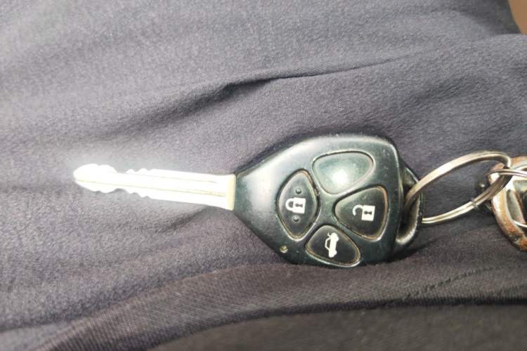 Used Toyota Reiz 2007 2.5S Leather Sunroof Version Vehicle Key