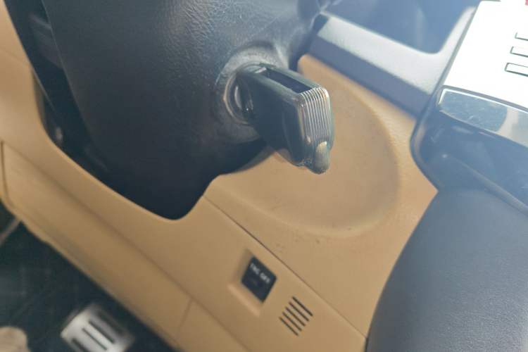 Used Toyota Reiz 2007 2.5S with Sunroof Vehicle Key