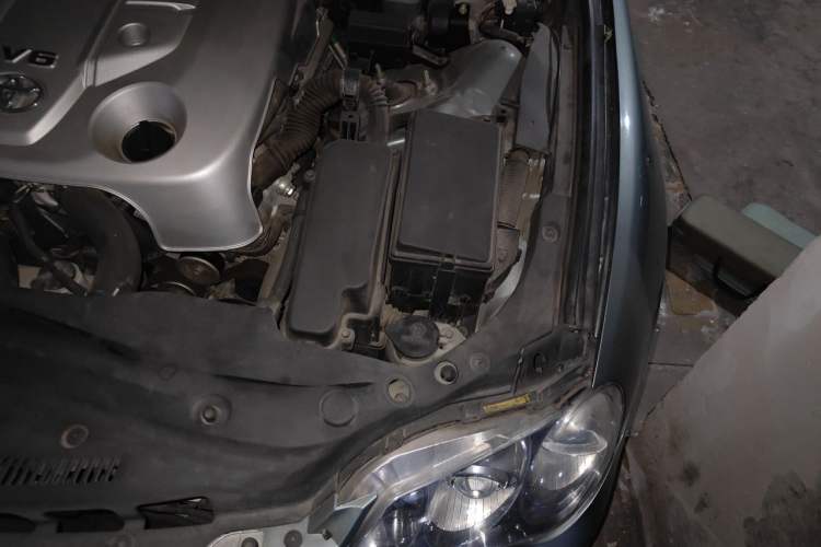 Used Toyota Reiz 2007 2.5S Leather Sunroof Version Engine Bay Left