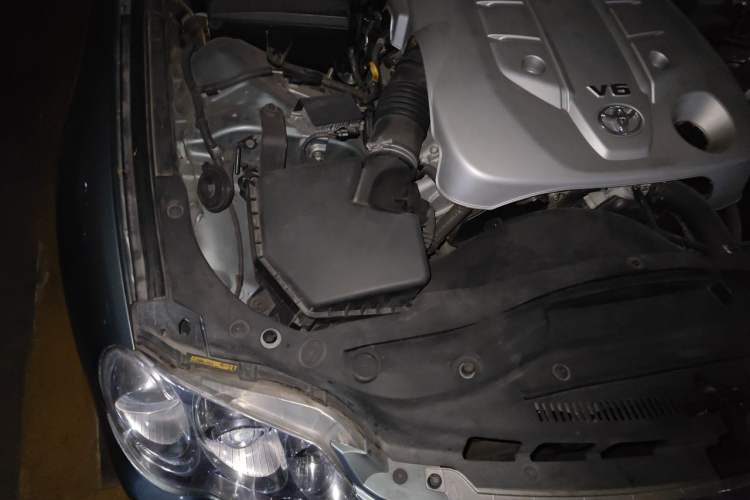 Used Toyota Reiz 2007 2.5S Leather Sunroof Version Engine Bay Right