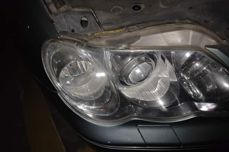 Used Toyota Reiz 2007 2.5S Leather Sunroof Version Right Front Headlight