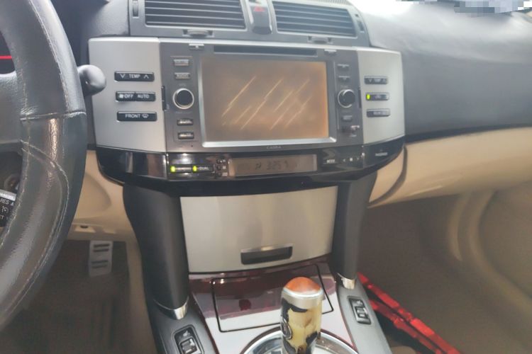 Used Toyota Reiz 2007 2.5S Leather Sunroof Version Audio And AC Panel