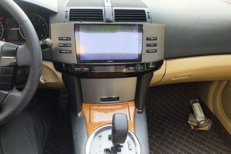 Used Toyota Reiz 2007 2.5S with Sunroof Audio And AC Panel