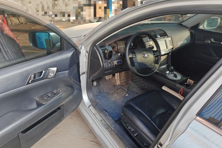 Used Toyota Reiz 2007 3.0V Super Sport Edition Driver Seat