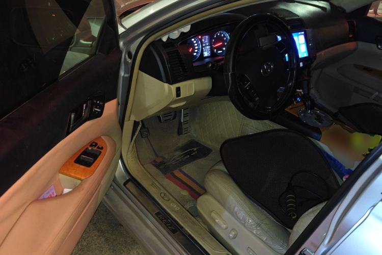 Used Toyota Reiz 2007 2.5S with Sunroof Driver Seat