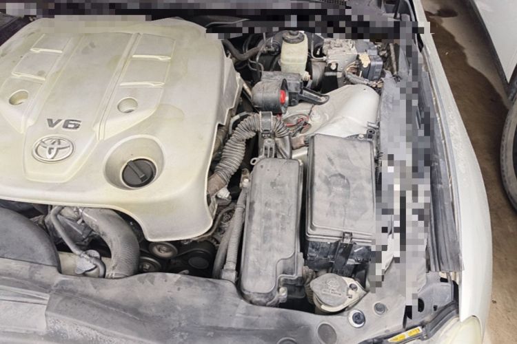 Used Toyota Reiz 2007 2.5S with Sunroof Engine Bay Left