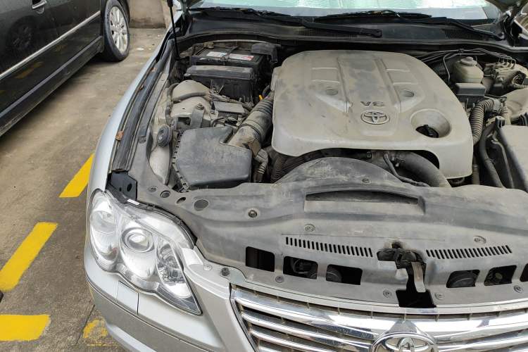 Used Toyota Reiz 2007 2.5S Leather Sunroof Version Engine Bay Right