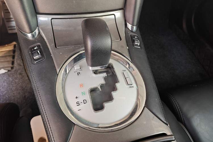 Used Toyota Reiz 2007 3.0V Super Sport Edition Gear Lever