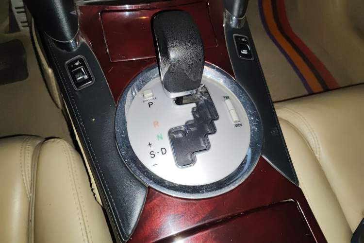 Used Toyota Reiz 2007 2.5S Leather Sunroof Version Gear Lever