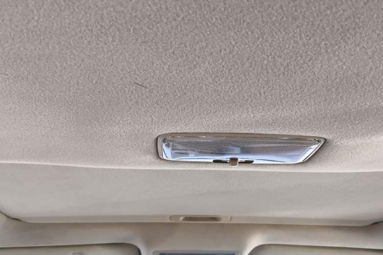 Used Toyota Reiz 2007 2.5S Leather Sunroof Version Headliner