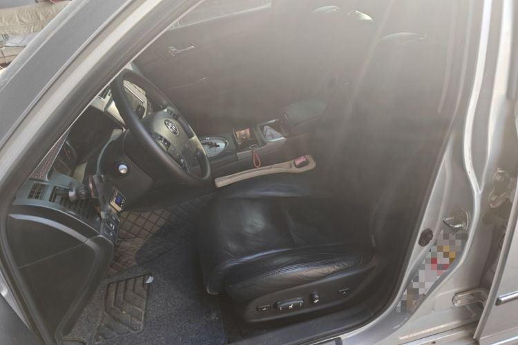 Used Toyota Reiz 2007 3.0V Super Sport Edition Left Front Seat