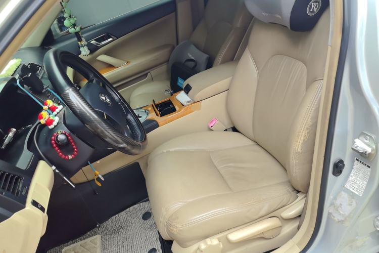 Used Toyota Reiz 2007 2.5S with Sunroof Left Front Seat