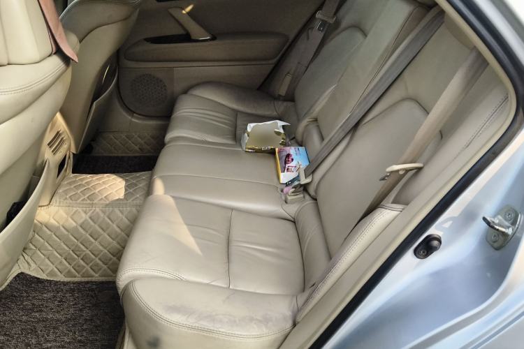 Used Toyota Reiz 2007 2.5S Leather Sunroof Version Left Rear Seat