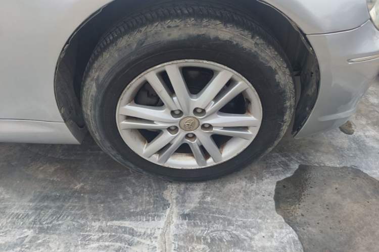 Used Toyota Reiz 2007 2.5S Leather Sunroof Version Right Front Wheel Hub