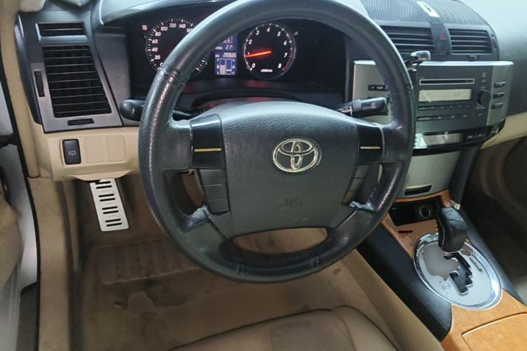 Used Toyota Reiz 2007 2.5S with Sunroof Steering Wheel