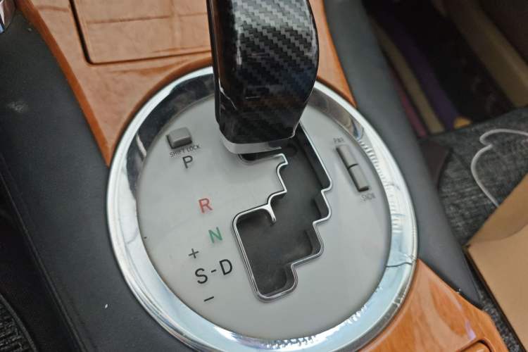 Used Toyota Reiz 2007 2.5S Gear Lever