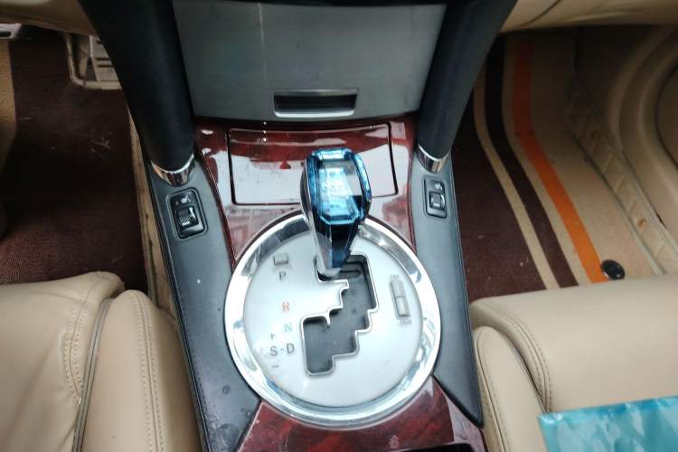 Used Toyota Reiz 2007 2.5S Leather Sunroof Version Gear Lever
