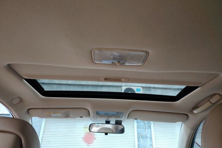 Used Toyota Reiz 2007 2.5S Leather Sunroof Version Headliner