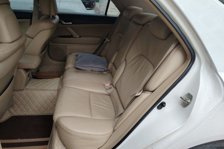 Used Toyota Reiz 2007 2.5S Leather Sunroof Version Left Rear Seat