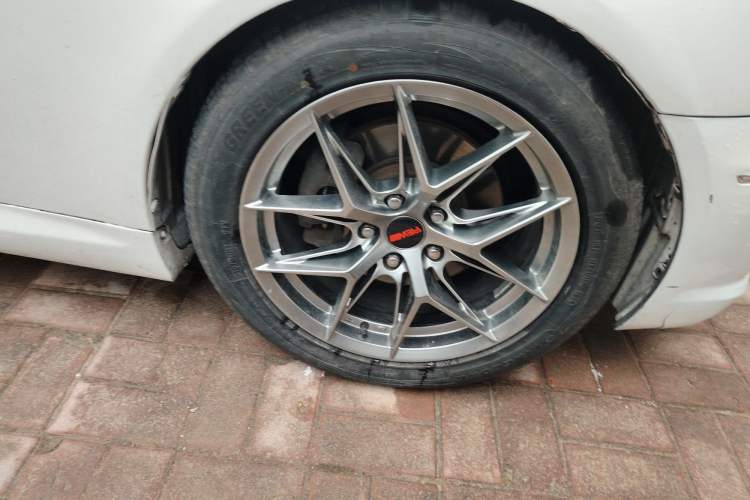 Used Toyota Reiz 2007 2.5S Leather Sunroof Version Right Front Wheel Hub